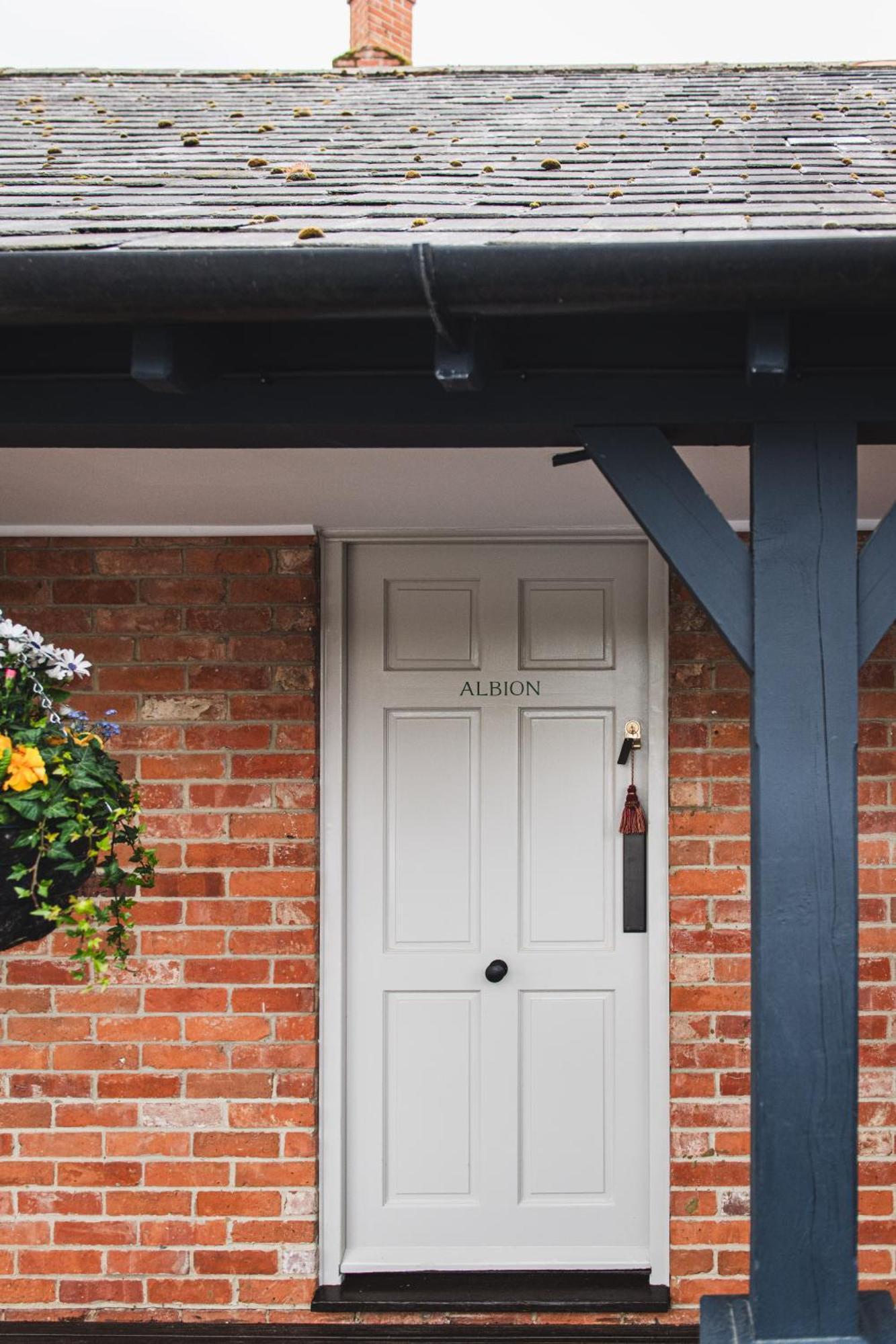 Hotel Bel And The Dragon-Odiham Exterior foto
